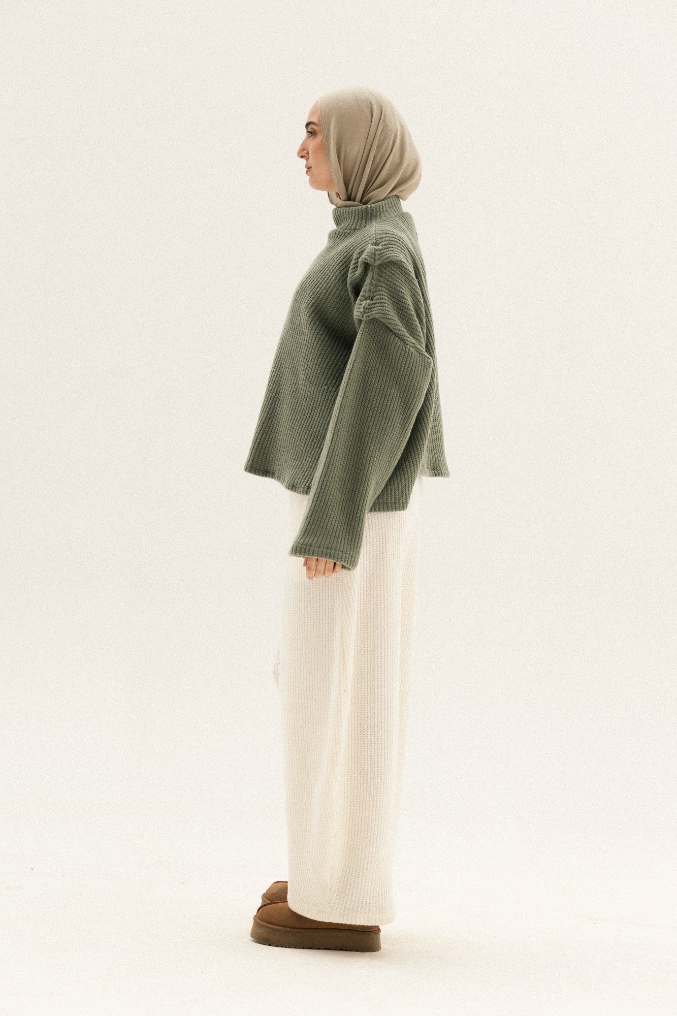 shoulder pullover in olive