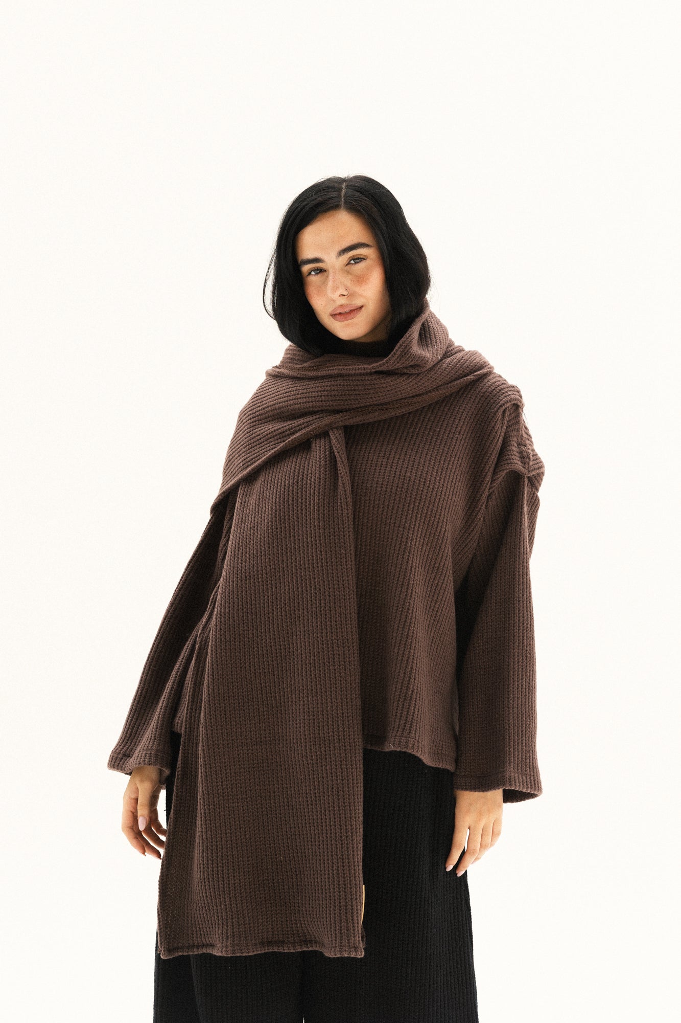 shoulder pullover in brown