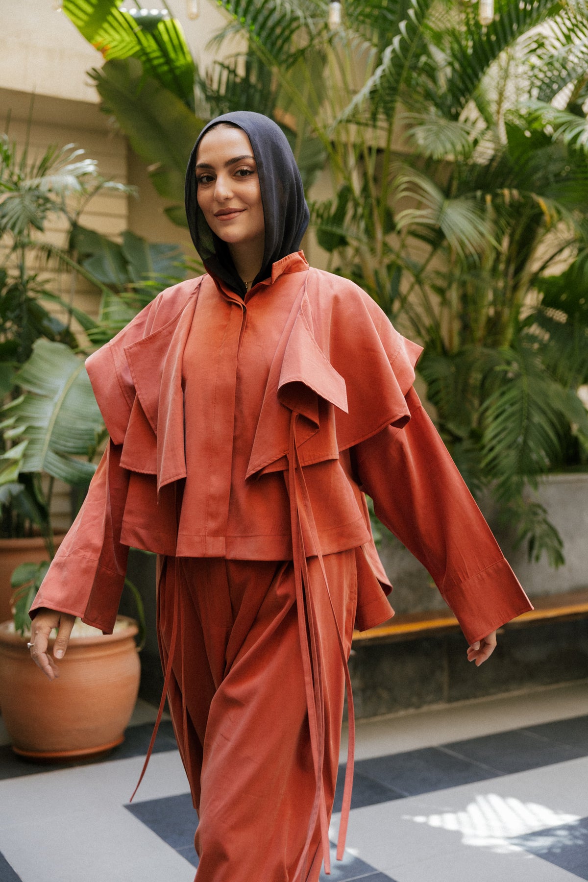 Layered set in taube