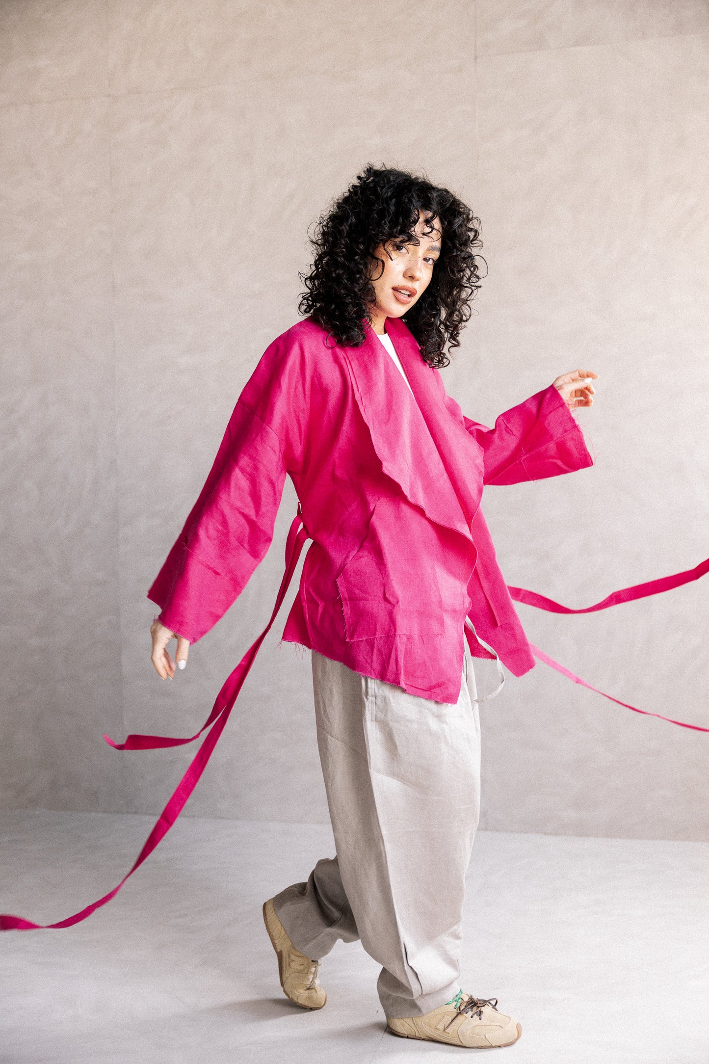 Collar kimono in fuchsia