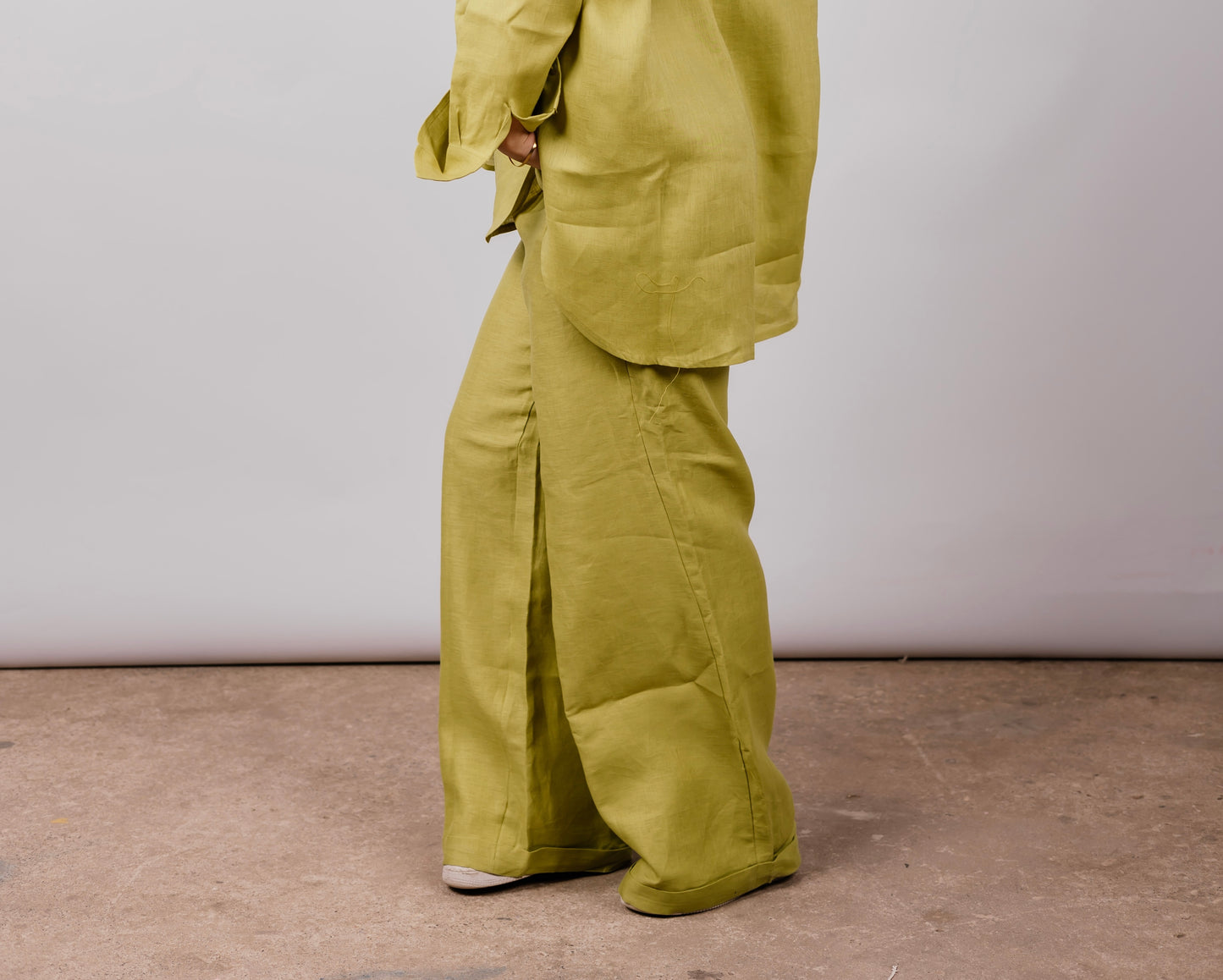 Basic Pant in Lime-green