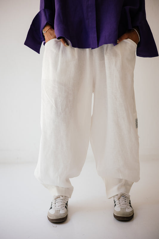 Balloon Pant In White