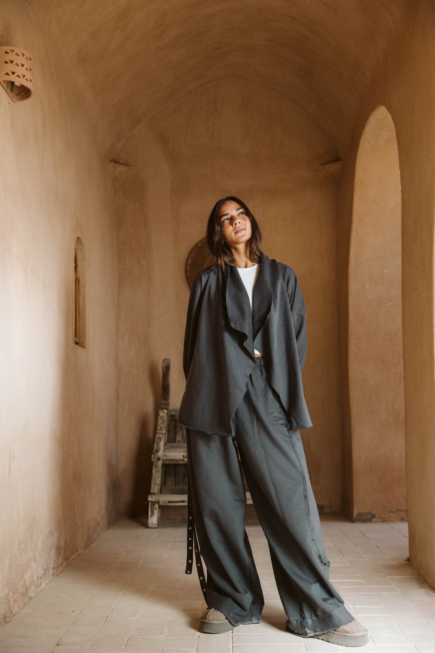 Rouh Cotton Set In Grey