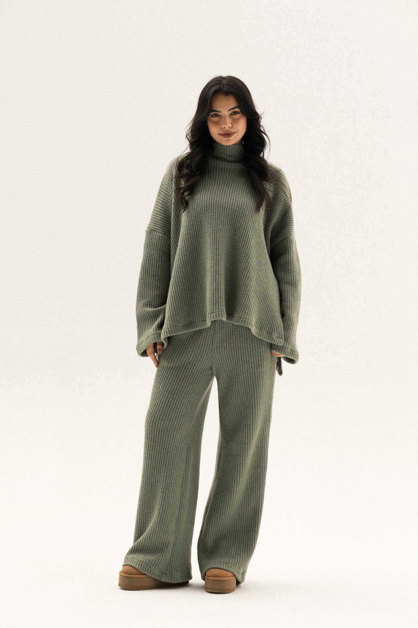 Knitted Love Set In Olive