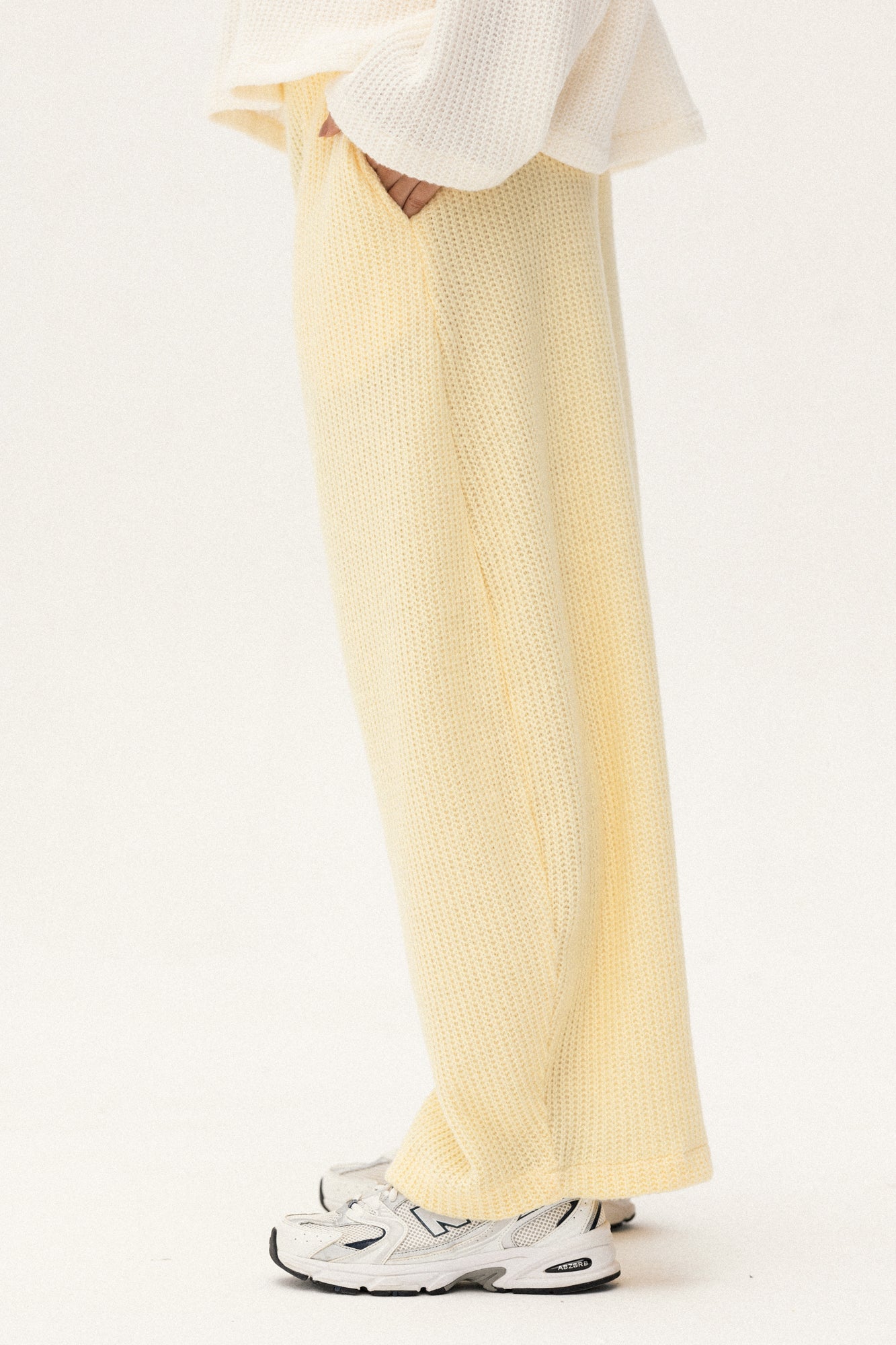Balloon Knitted Pant In Butter-yellow
