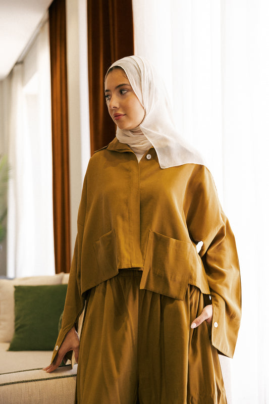 Pocket set in mustard