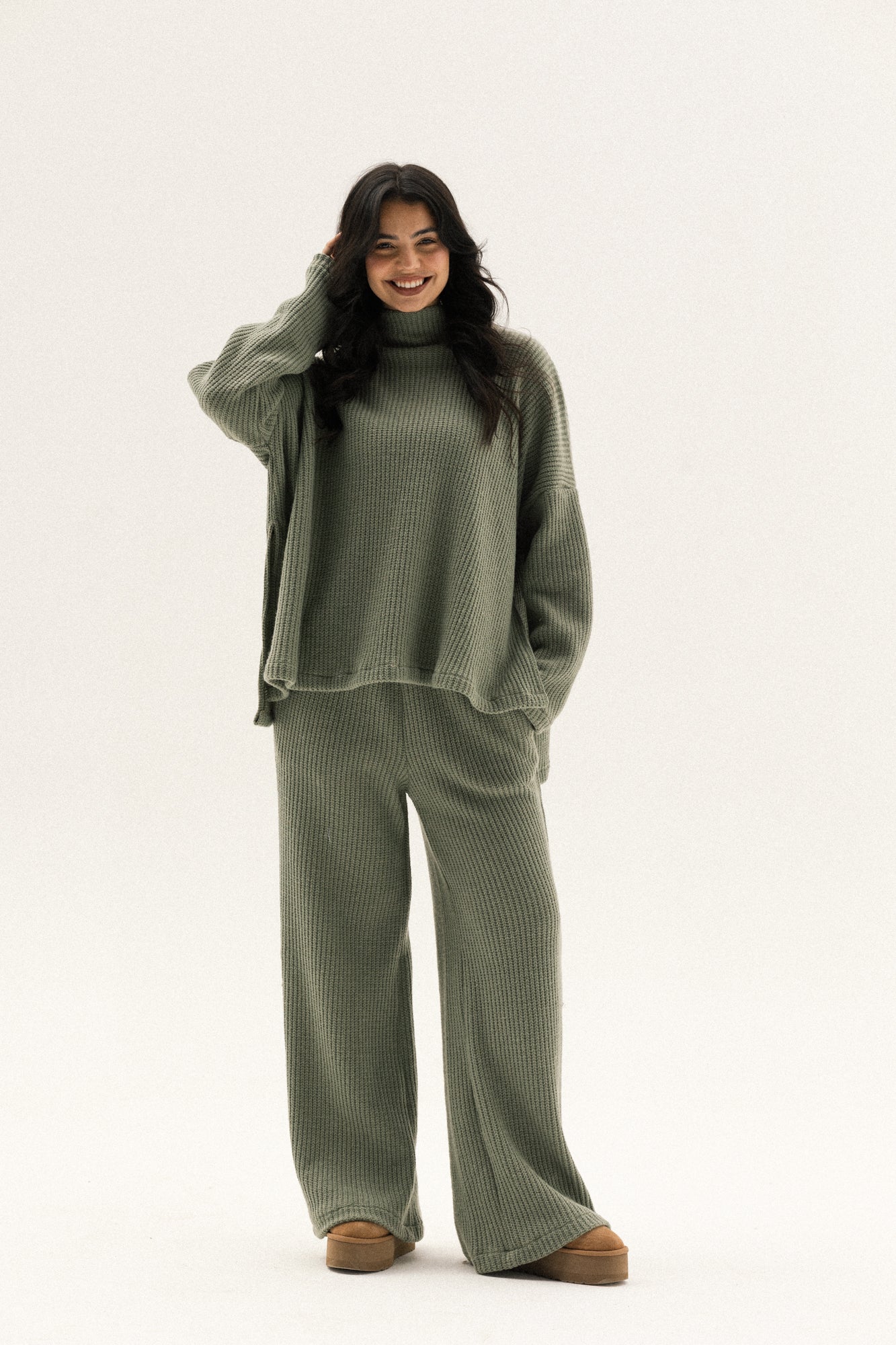 Knitted Love Set In Olive