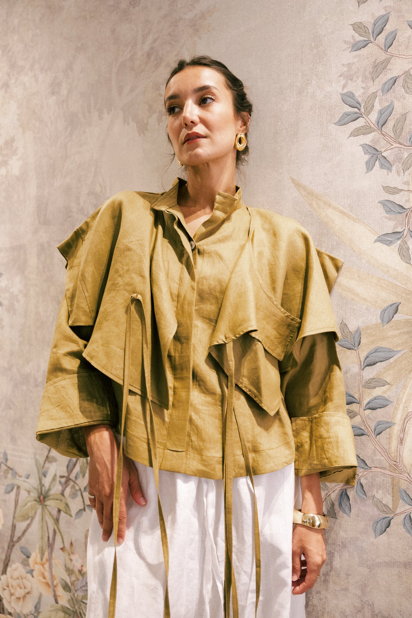 Layered shirt in dark lime-green