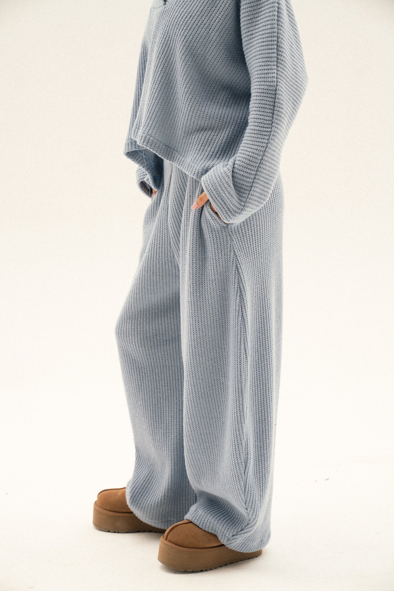 Balloon Knitted Pant In Blue