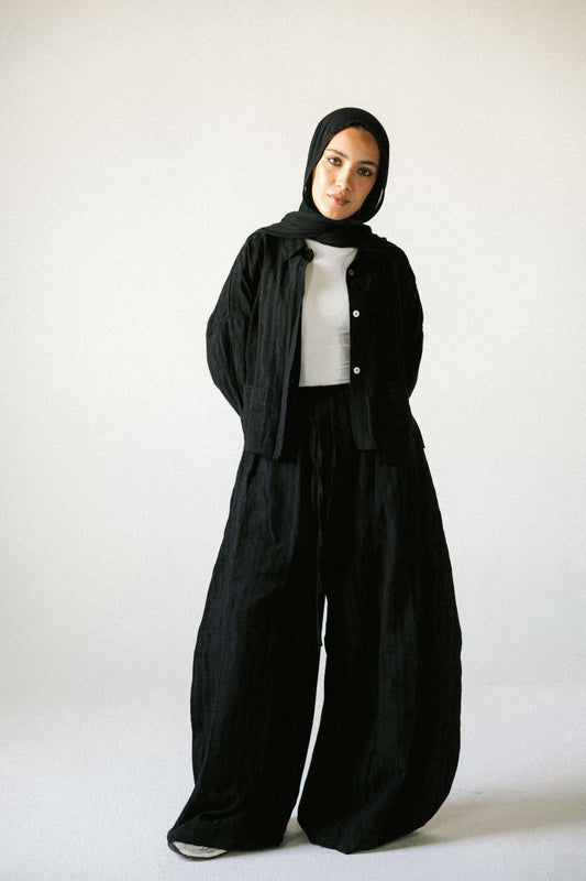 Strips set in black
