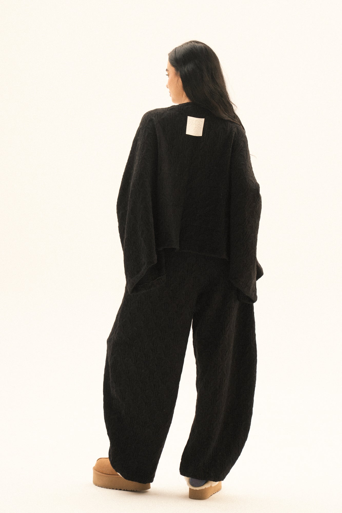 Cape Set In Black