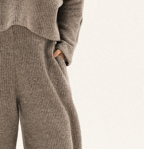 Knitted Love Set In Dark-cafe