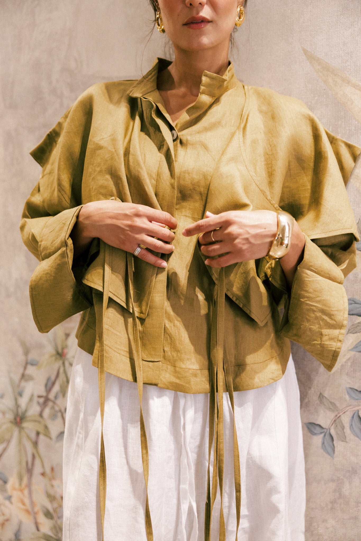 Layered shirt in dark lime-green