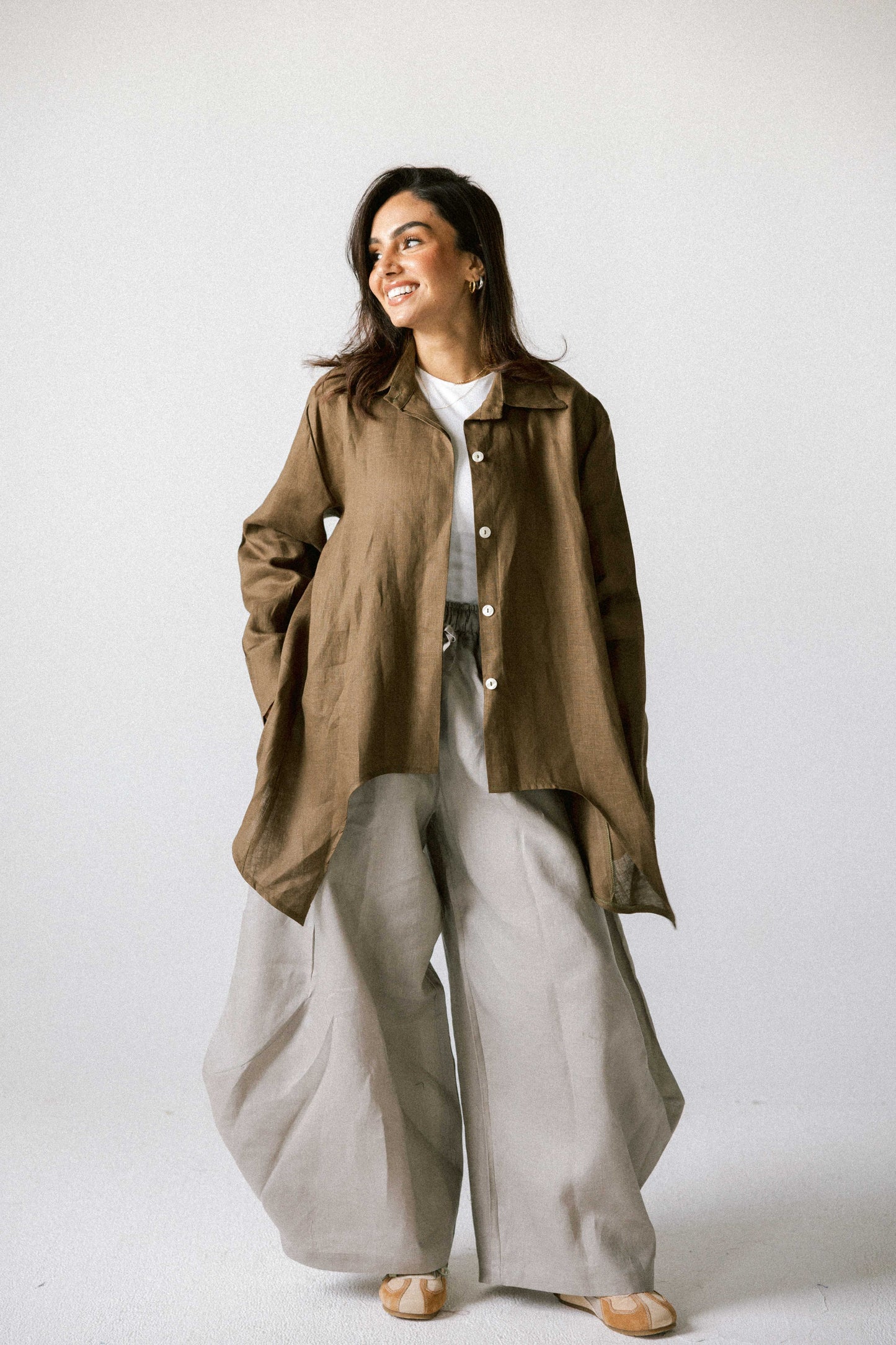 Round shirt in burnt olive
