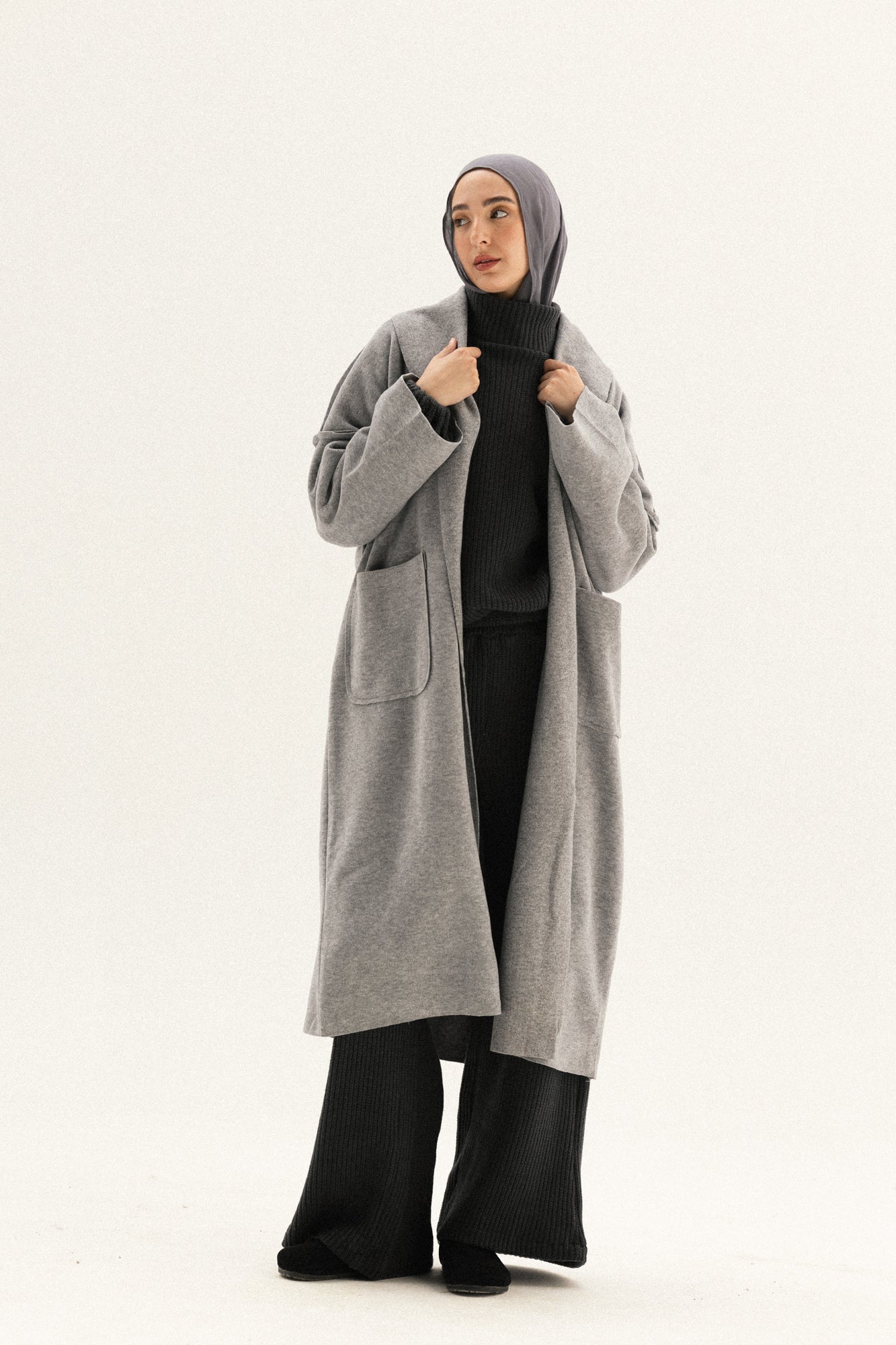 Long Pocket Coat In Grey