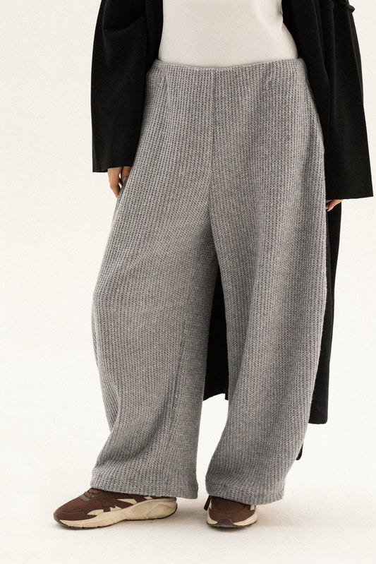 Balloon Knitted Pant In Grey