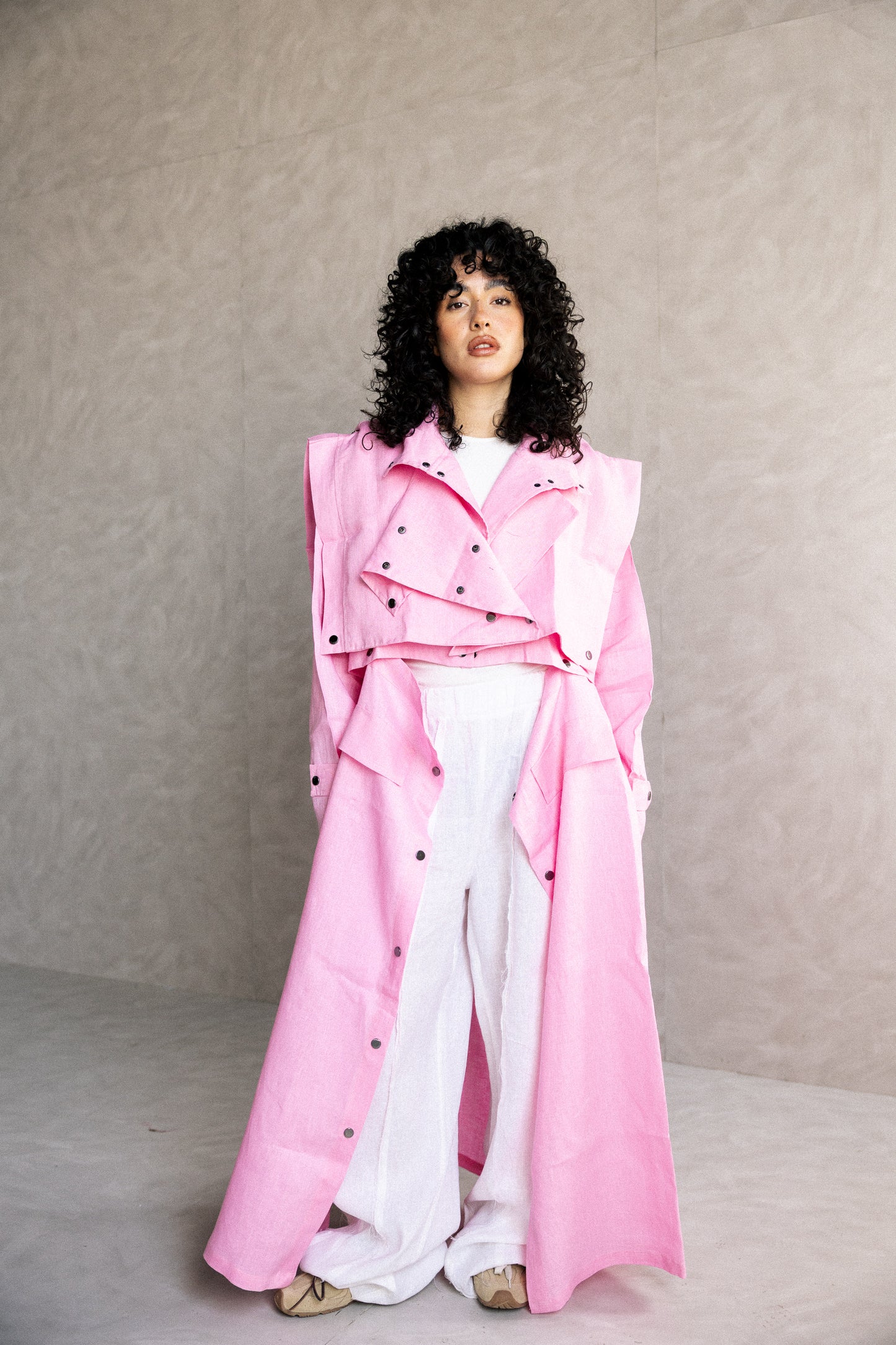 Jouzoor linen coat in pink