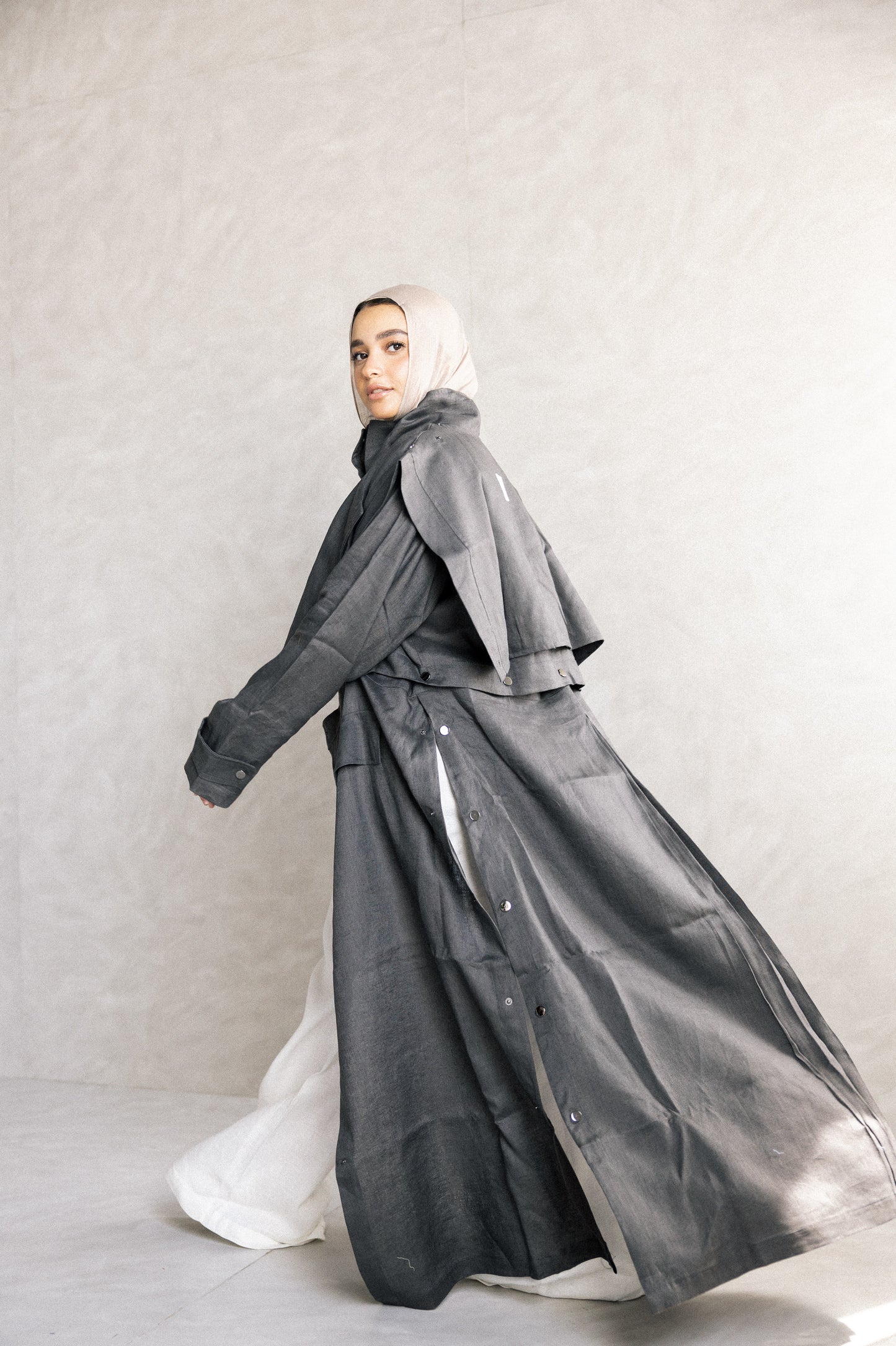 Jouzoor linen coat in dark grey