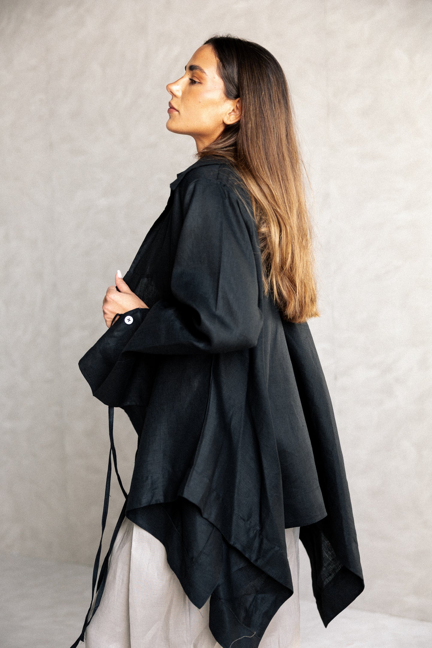 Double fringes kimono in black