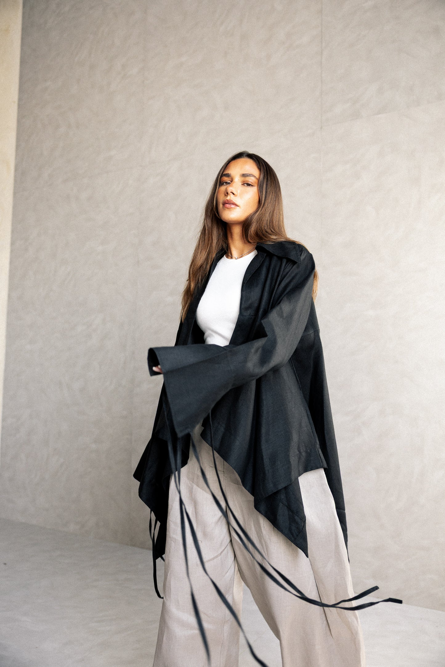 Double fringes kimono in black