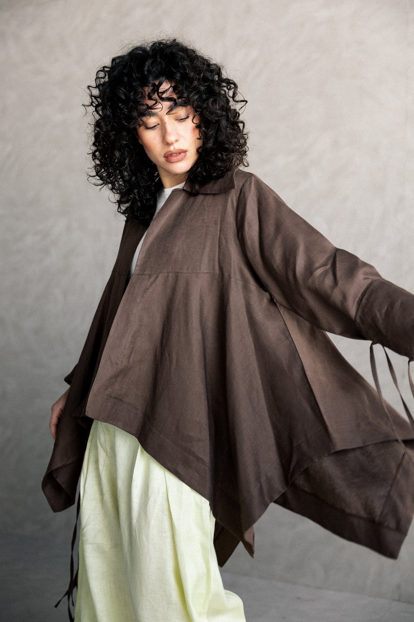 Double fringes kimono in brown