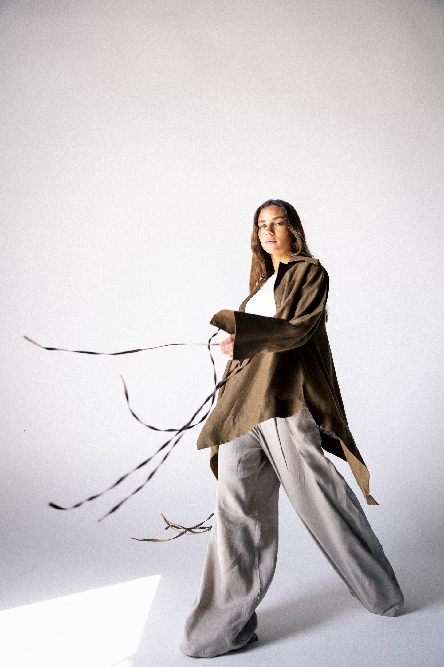 Double fringes kimono in burnt olive