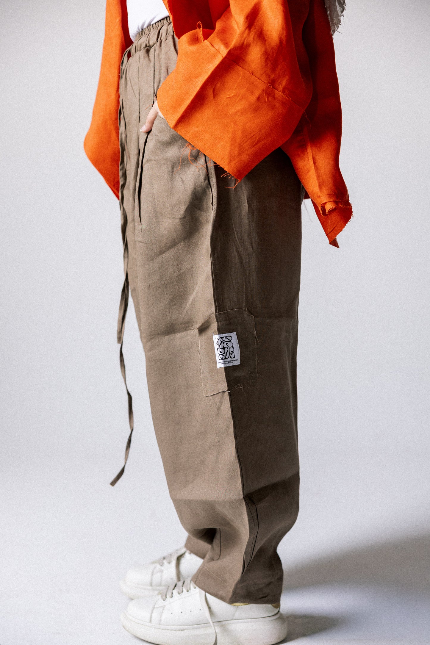 Balloon pant in dark cafe
