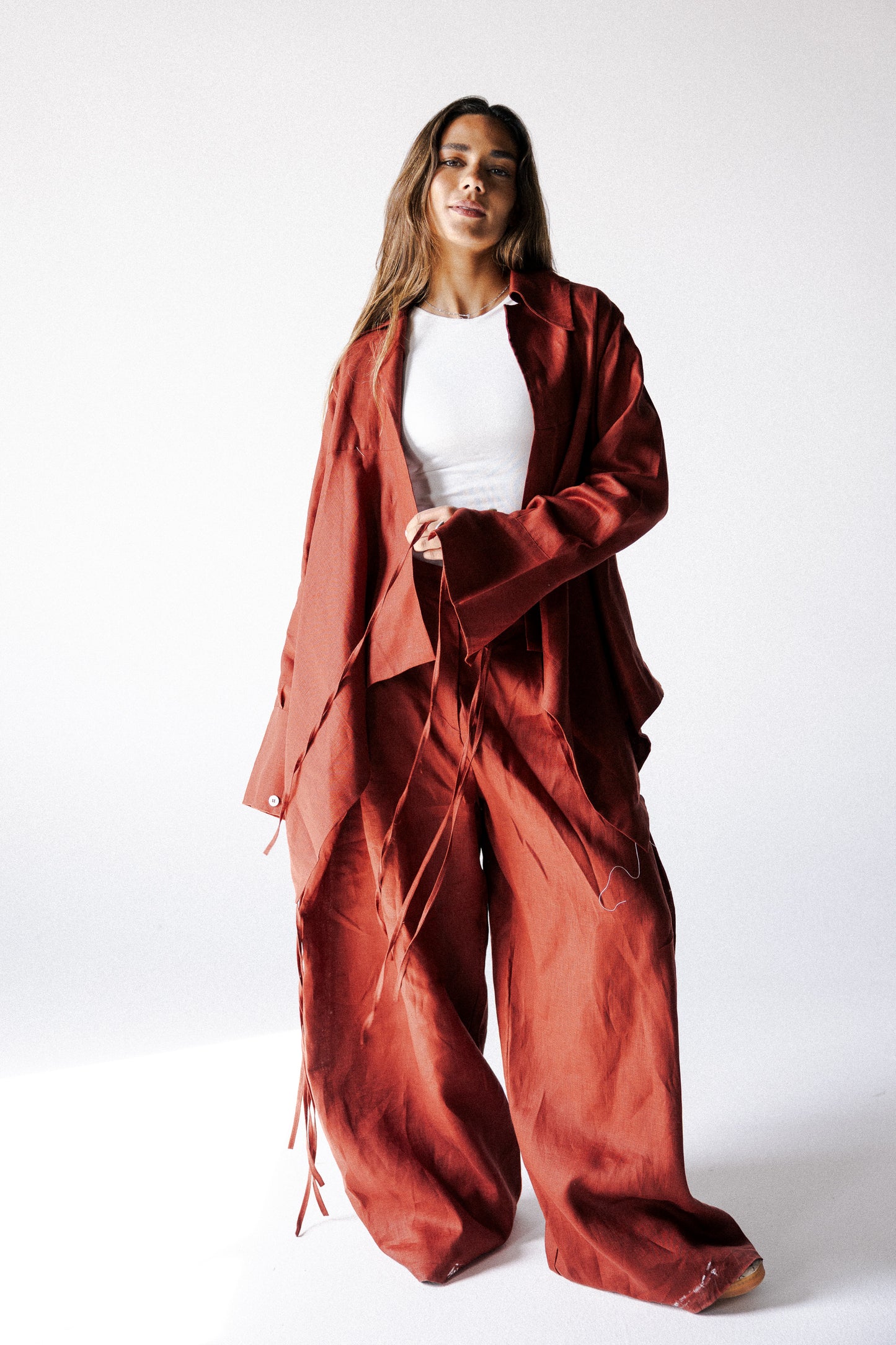 Double fringes kimono in burnt red