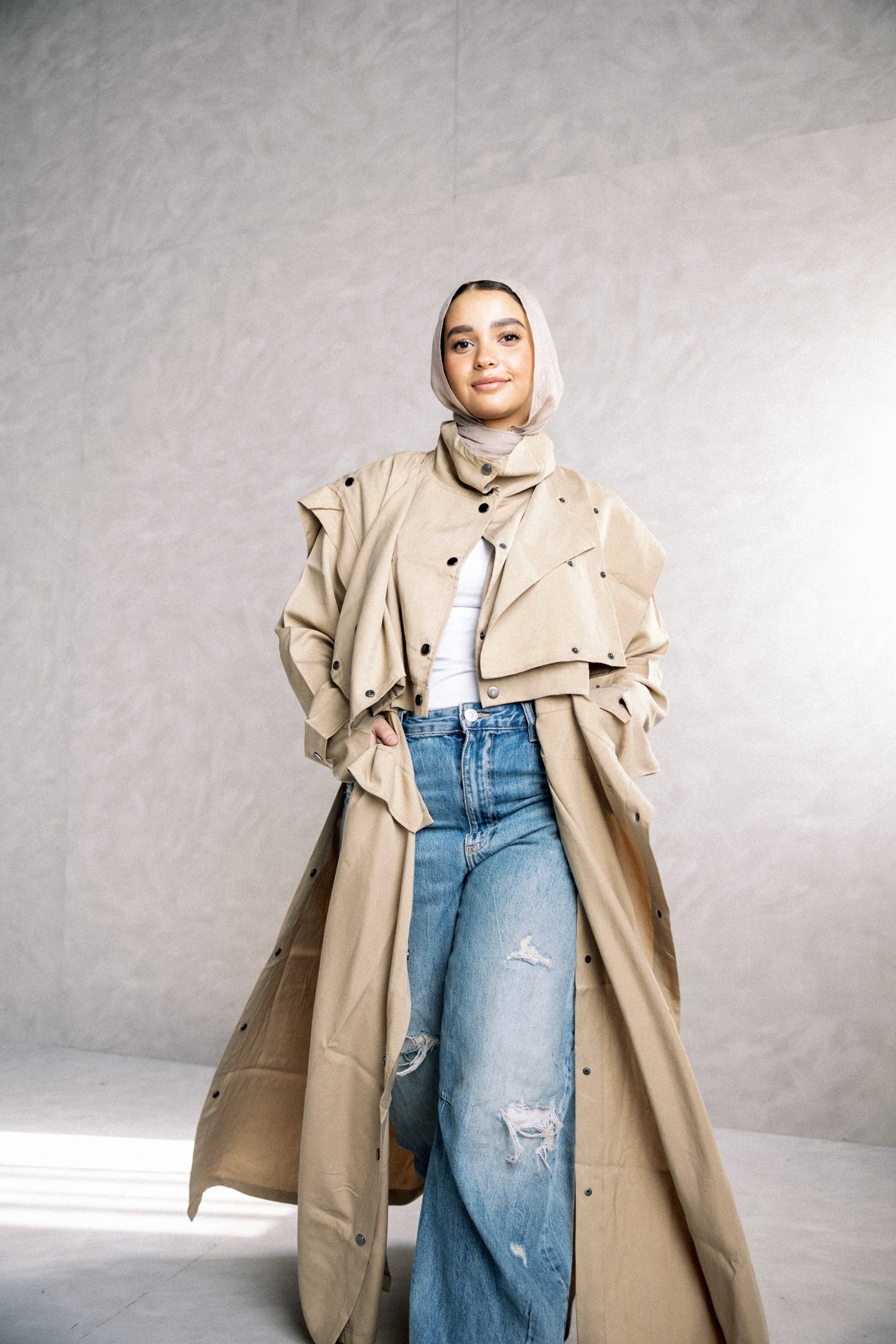 Jouzoor tensile coat in cafe