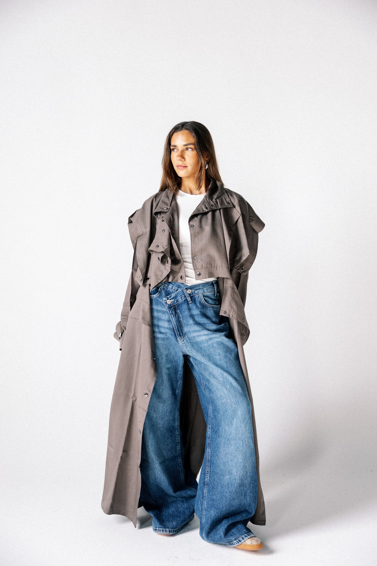Jouzoor tensile coat in brown
