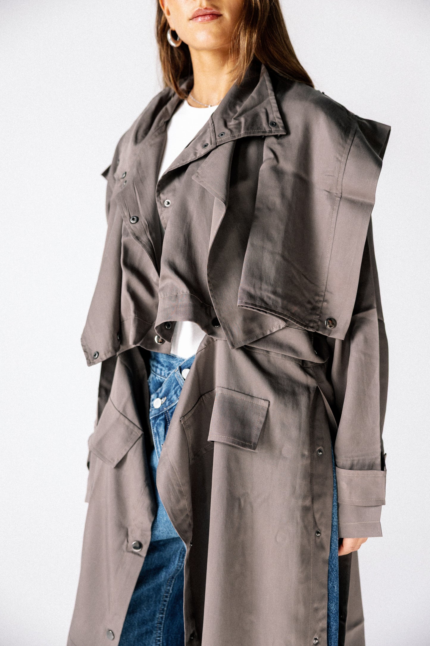 Jouzoor tensile coat in brown