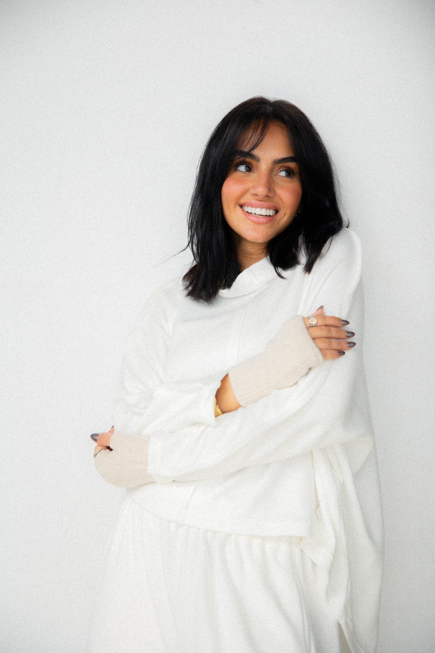 Signature wool set in off-white