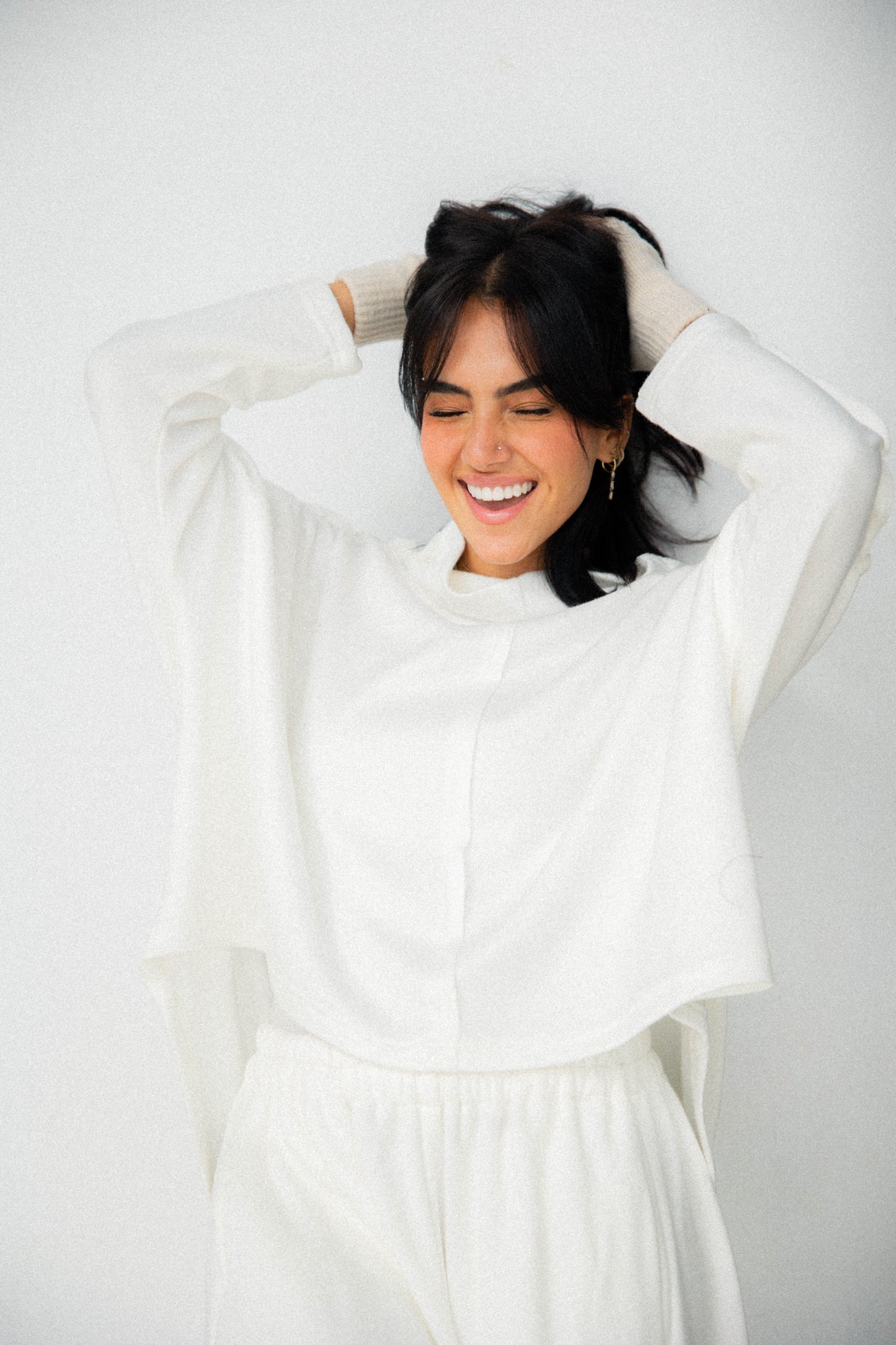 Signature wool set in off-white