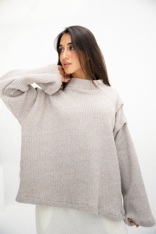 Shoulder pullover in cafe