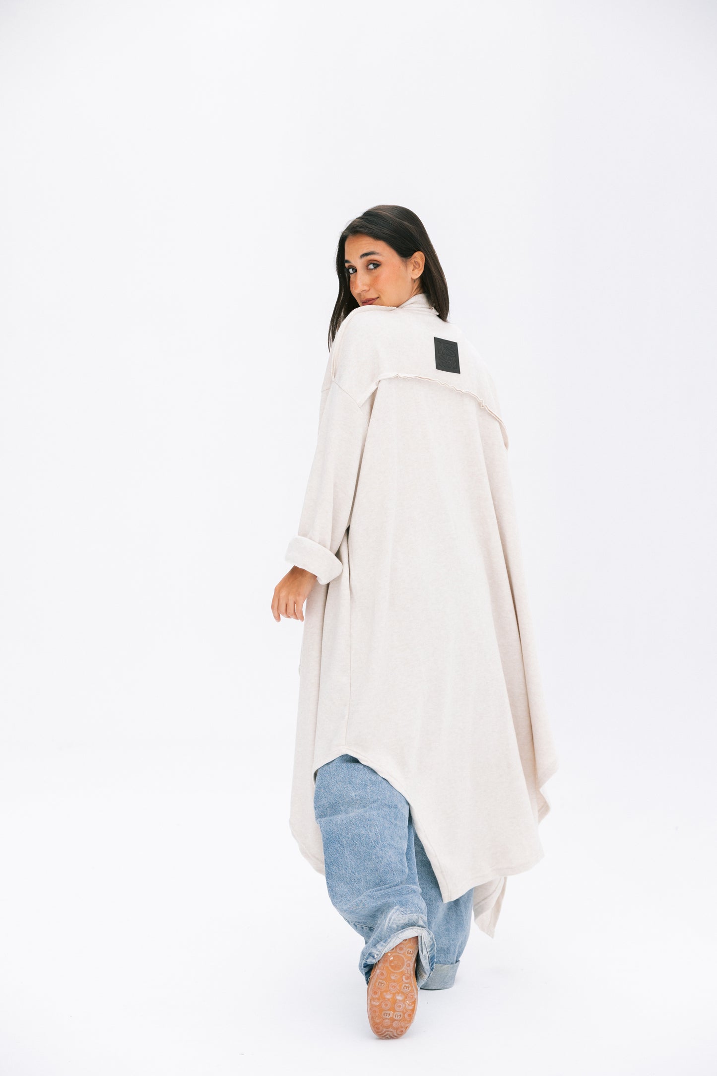V kimono in off-white