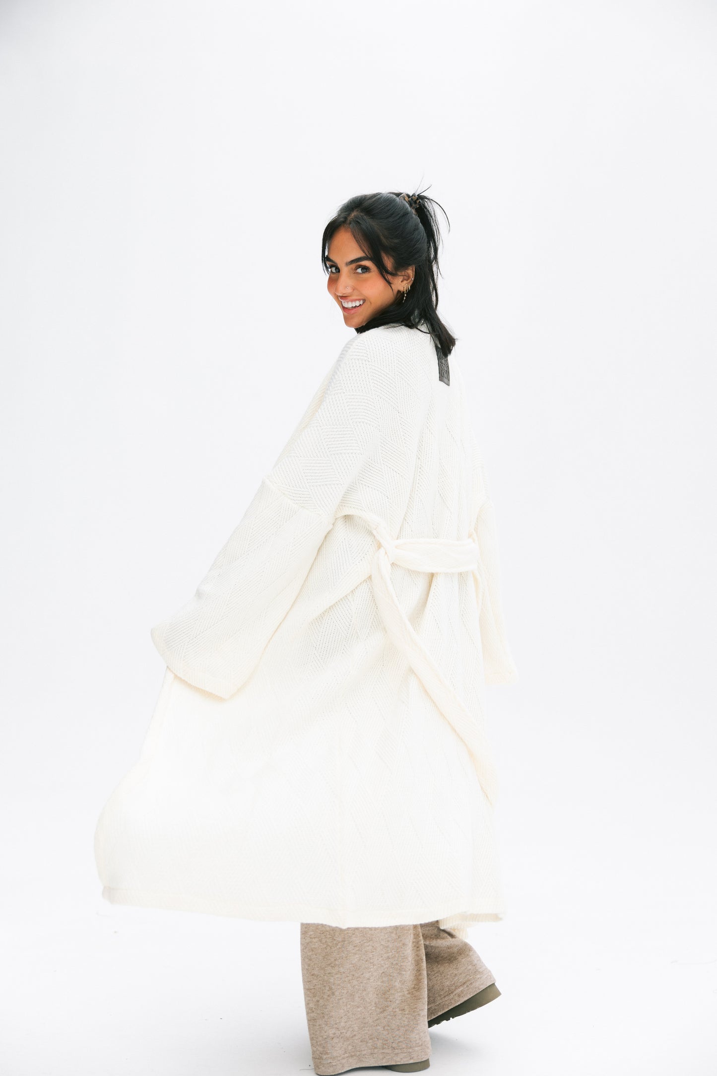 Knitted Lined Kimono In Off-white