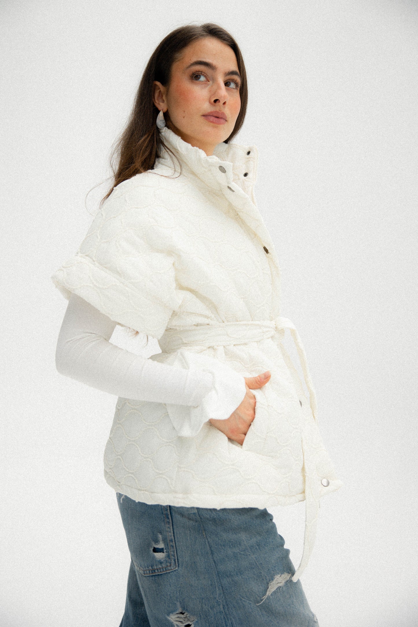 Puffer vest in off-white