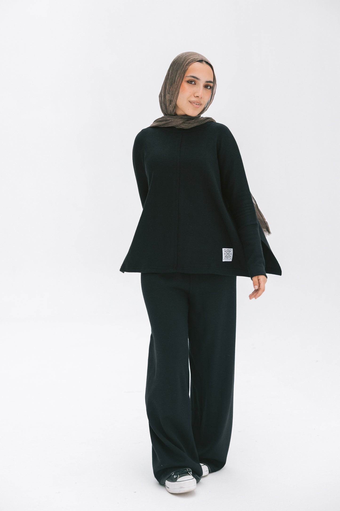 Basic wool set in black