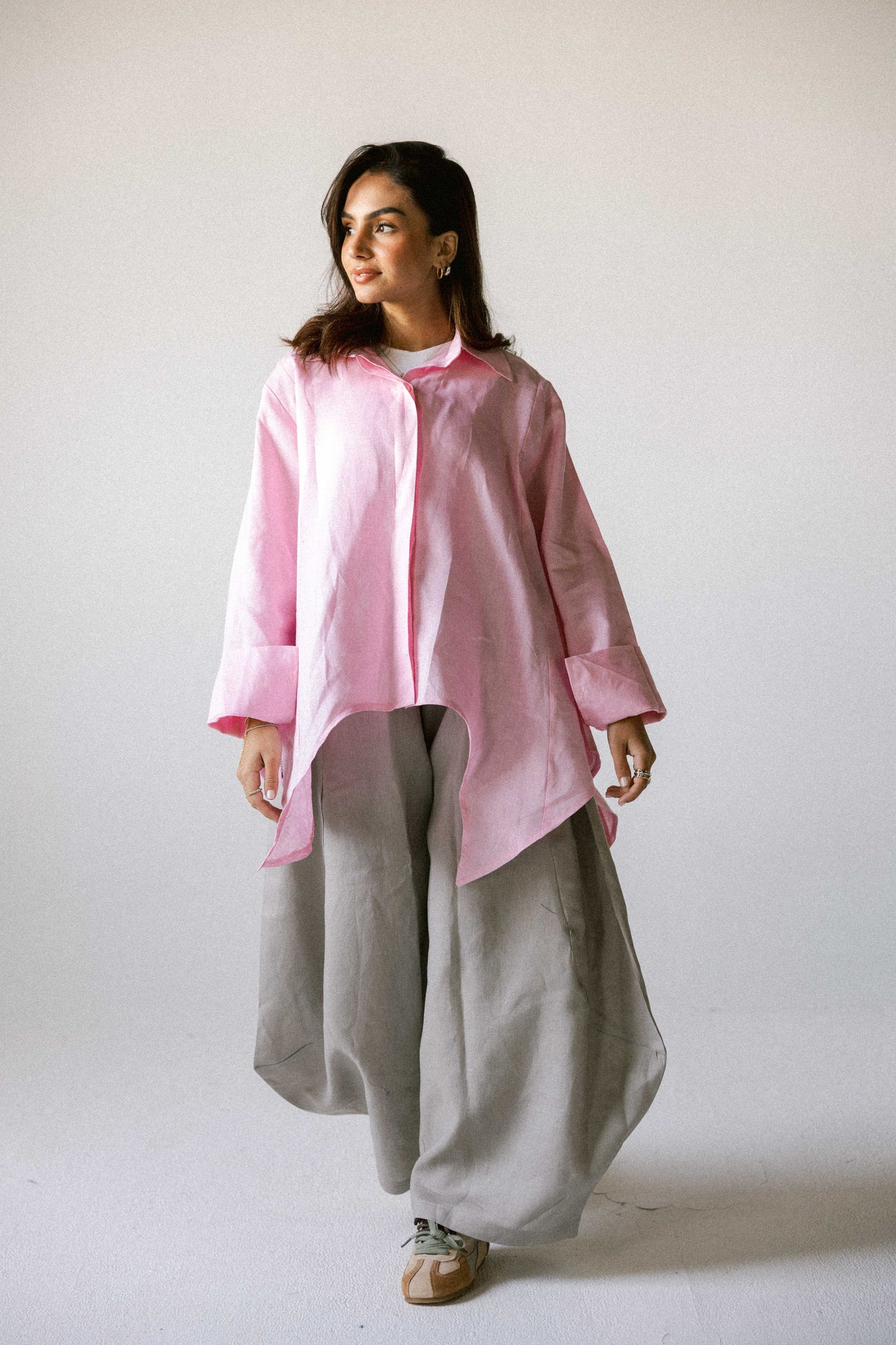 Curved pant in griesh