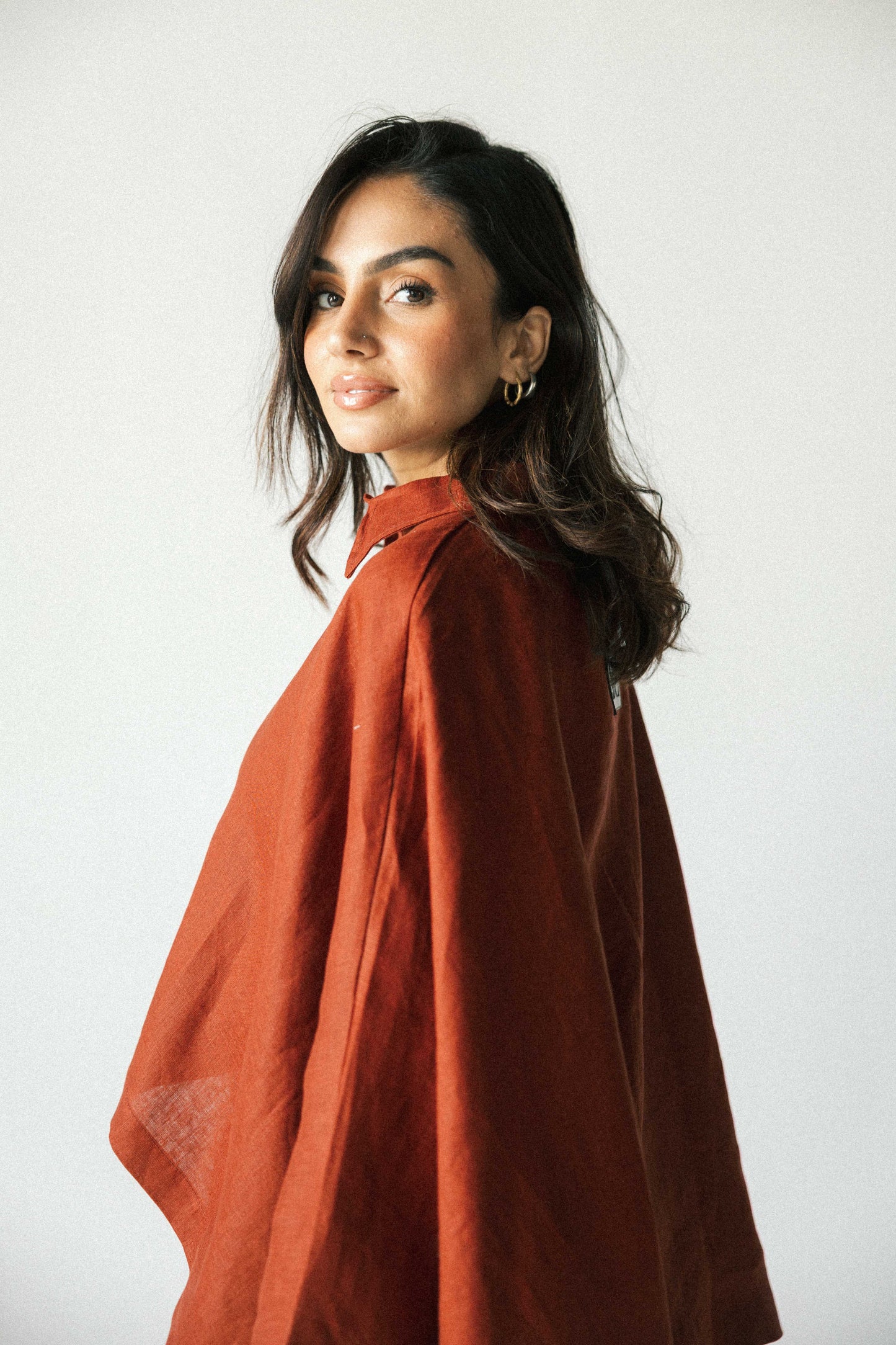Fringes shirt in burnt red